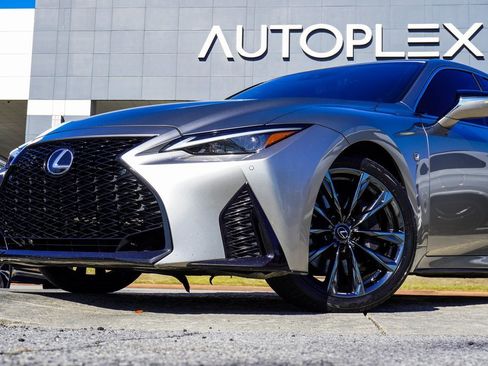 Used 2021 Lexus IS 350 F Sport image 2