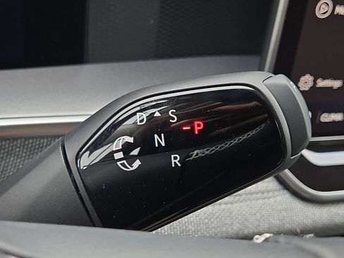 New 2026 Volkswagen Tiguan S image 23