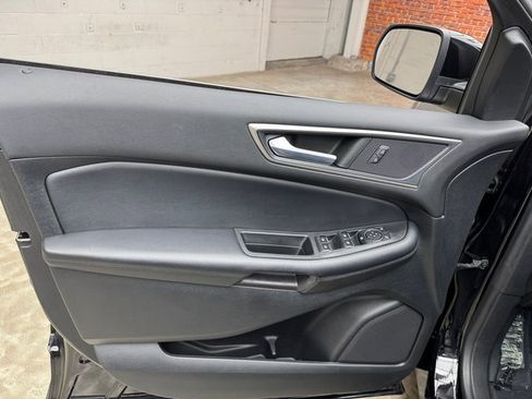 Certified 2022 Ford Edge SEL w/ Convenience Package image 10