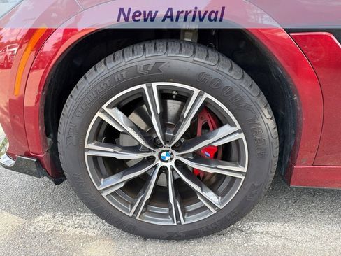 Used 2021 BMW X6 xDrive40i w/ M Sport Package AWD/4WD image 9