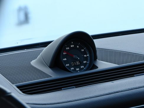 Used 2020 Porsche Panamera 4 image 24