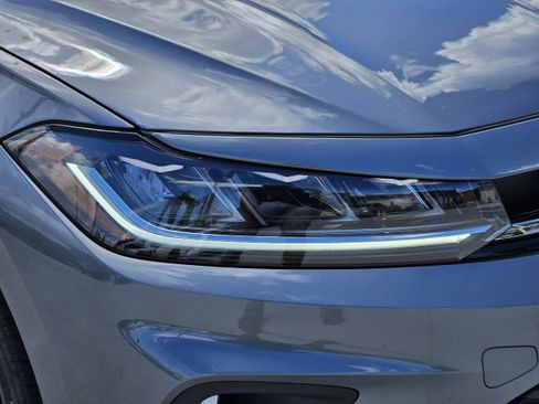 New 2025 Volkswagen Jetta SE image 9