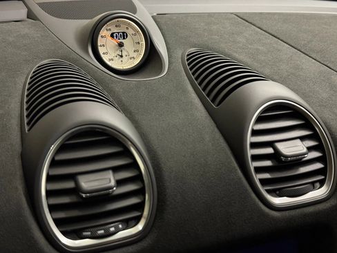 Used 2023 Porsche 718 Cayman GT4 RS image 42