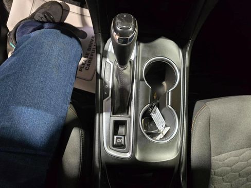 Used 2018 Chevrolet Equinox LT AWD/4WD image 36