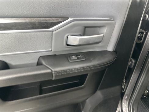 Used 2019 RAM 3500 Big Horn image 14