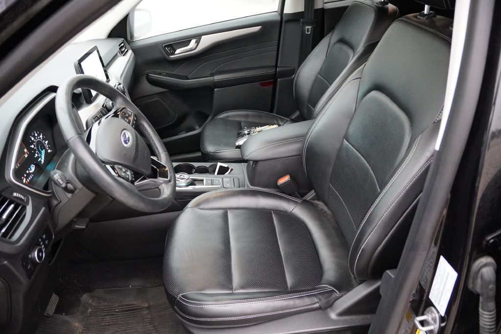 Used 2022 Ford Escape SEL AWD/4WD image 4