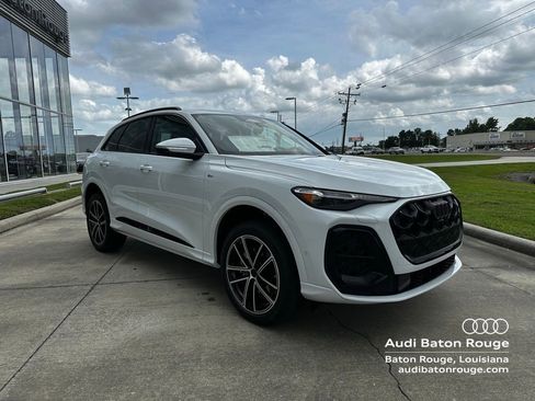 New 2026 Audi Q5 Premium Plus AWD/4WD image 3