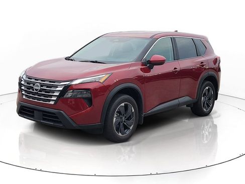 Used 2025 Nissan Rogue SV FWD image 2
