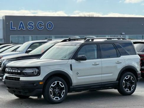 Used 2024 Ford Bronco Sport Outer Banks w/ Tech Package image 1