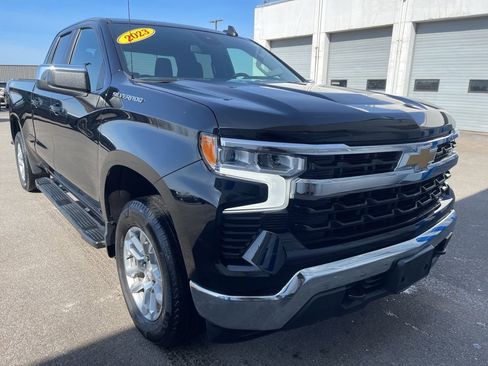 Used 2023 Chevrolet Silverado 1500 LT image 1