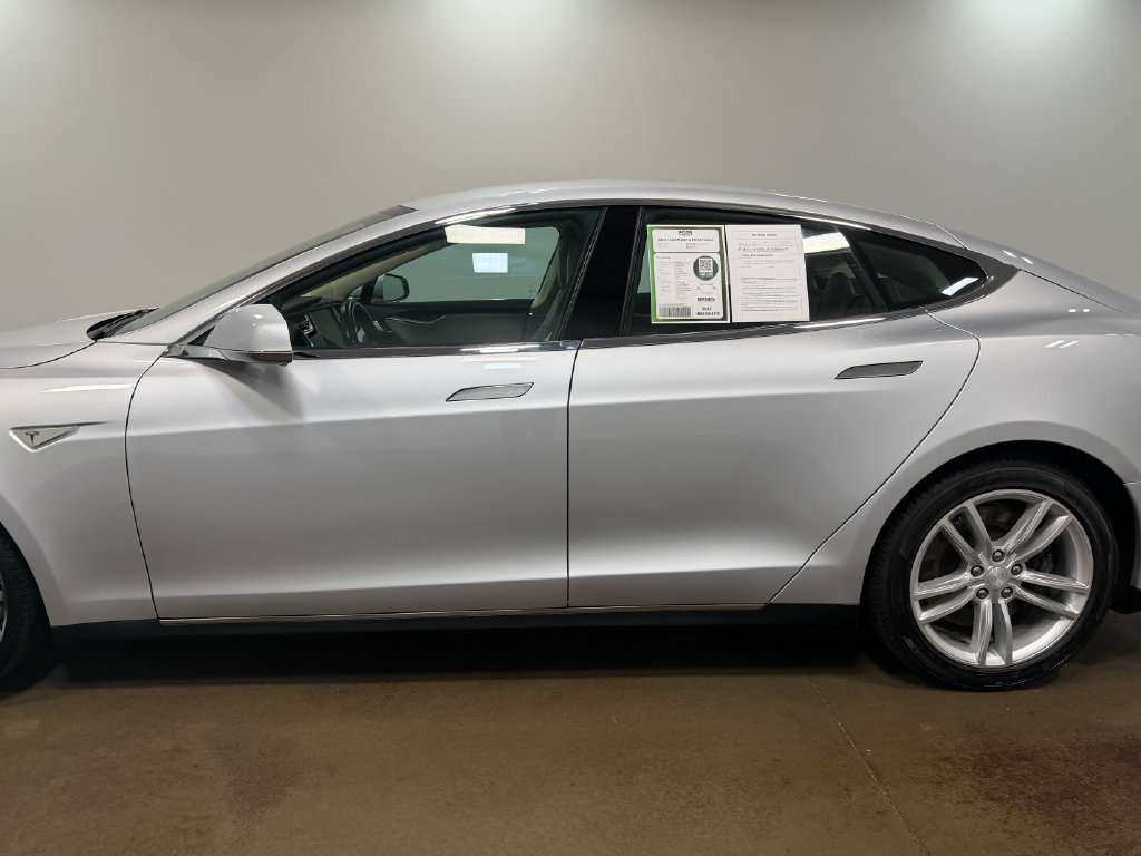 Used 2013 Tesla Model S Performance RWD image 27