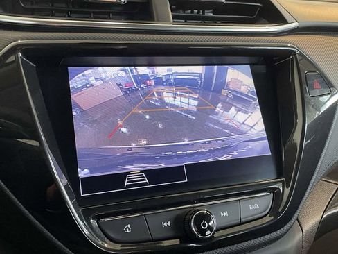 Used 2021 Chevrolet TrailBlazer LT w/ Convenience Package image 26