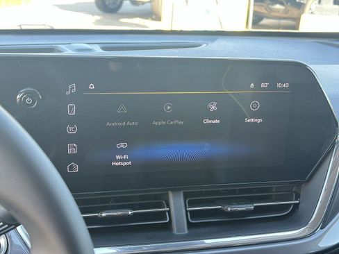 Used 2025 Chevrolet Trax ACTIV w/ Driver Confidence Package image 13