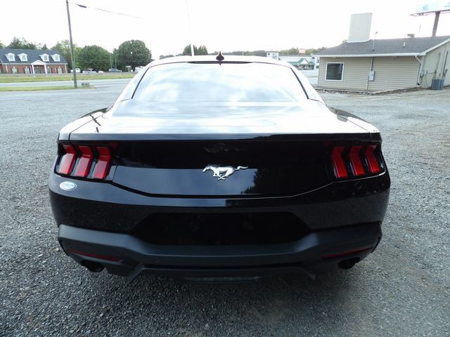 Used 2026 Ford Mustang Premium RWD image 4