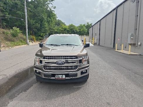 Used 2018 Ford F150 XLT w/ Equipment Group 301A Mid RWD image 8