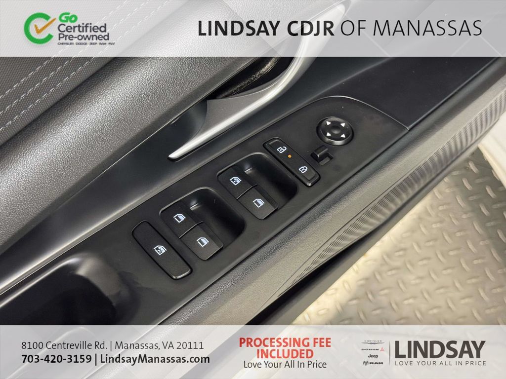 Used 2024 Hyundai Elantra SEL FWD image 27
