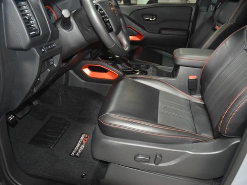 Used 2024 Nissan Frontier PRO-4X w/ Pro Premium Package AWD/4WD image 38