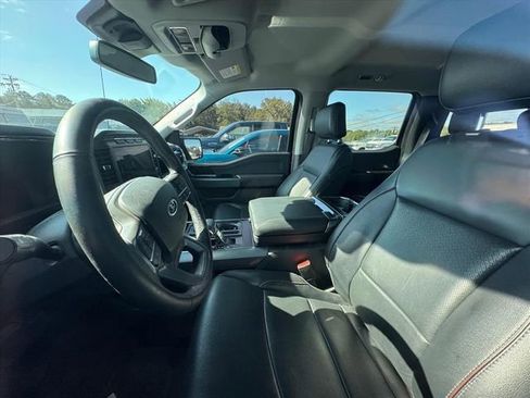 Used 2022 Ford F150 Lariat w/ Trailer Tow Package AWD/4WD image 8