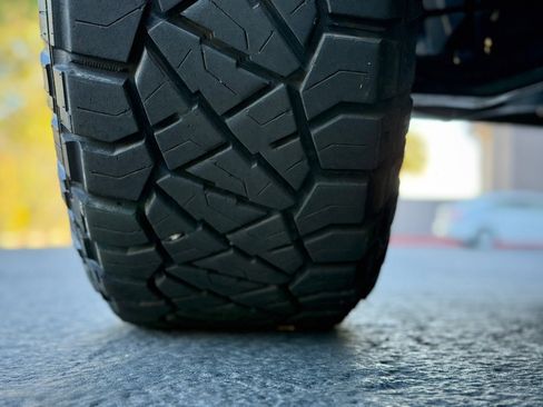 Used 2010 Chevrolet Silverado 2500 LTZ w/ Convenience Package image 9