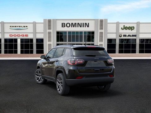 New 2026 Jeep Compass Latitude AWD/4WD image 3