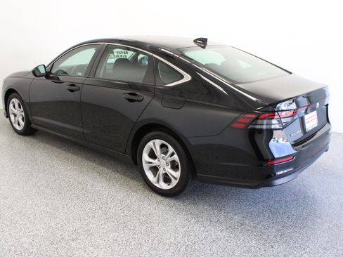 Used 2025 Honda Accord LX image 9