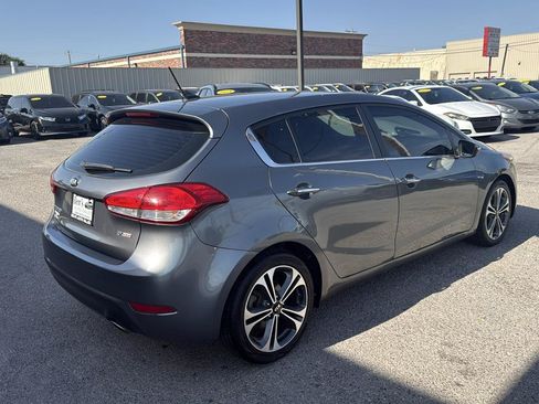 Used 2016 Kia Forte EX FWD image 6