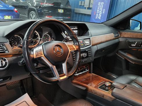 Used 2013 Mercedes-Benz E 350 E 350 4MATIC Wagon 4D image 7