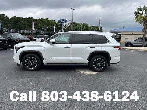 Used 2024 Toyota Sequoia Limited w/ Tow Technology Package AWD/4WD image 37