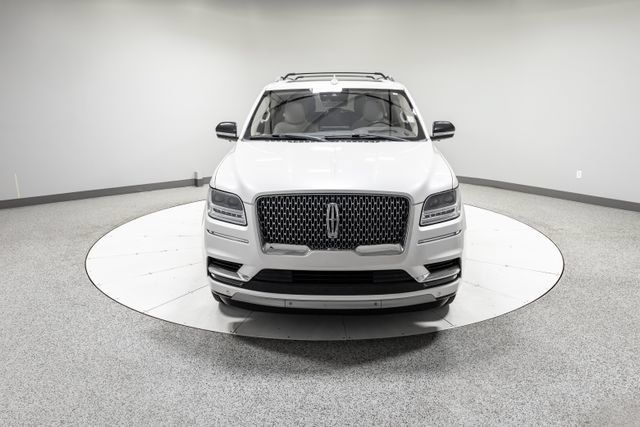 Used 2019 Lincoln Navigator L Reserve AWD/4WD image 30