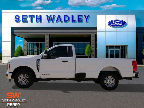 Certified 2025 Ford F250 XL w/ XL Driver Assist Package image 3