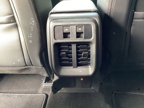 New 2025 Ford Bronco Outer Banks image 41