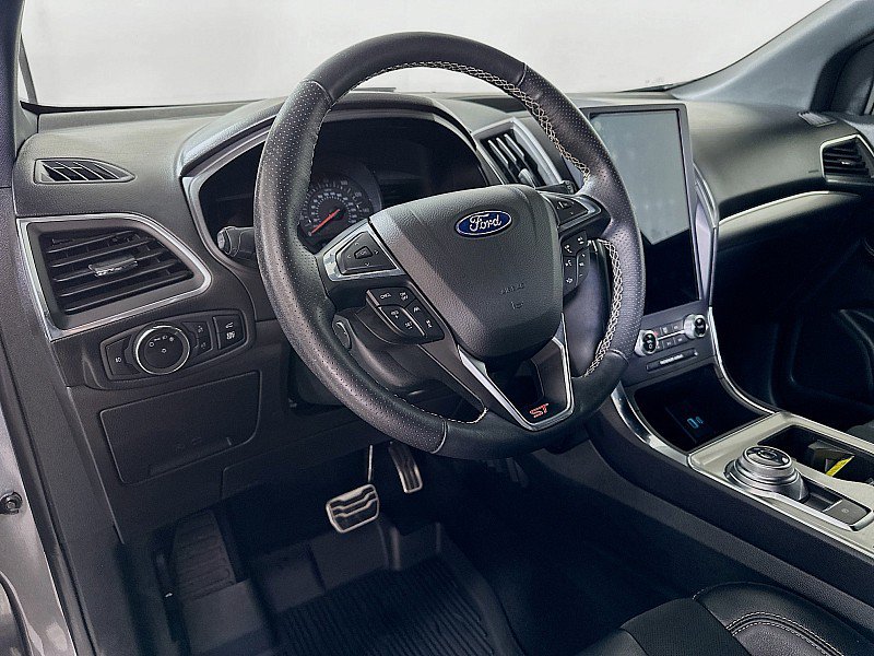 Used 2023 Ford Edge ST w/ Equipment Group 401A AWD/4WD image 9
