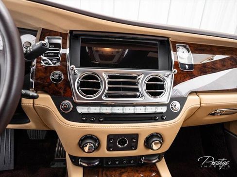 Used 2020 Rolls-Royce Wraith RWD image 29