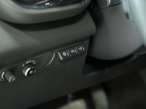 Used 2023 Buick Envision Avenir AWD/4WD image 43