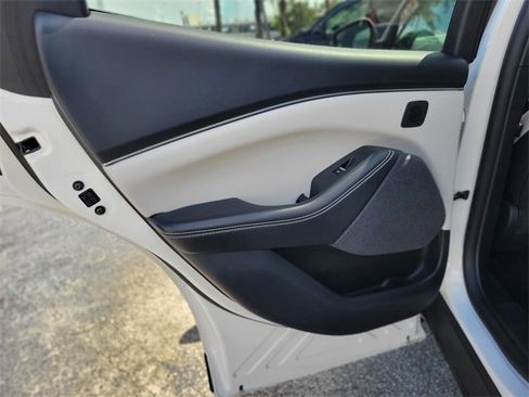 Used 2024 Ford Mustang Mach-E Premium image 14
