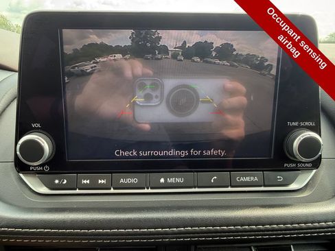 Used 2023 Nissan Rogue S AWD/4WD image 27