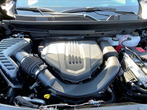 New 2026 Chevrolet Traverse RS w/ LPO, Floor Liner Package image 12