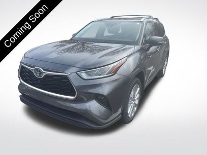 Used 2021 Toyota Highlander Limited