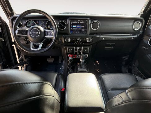 Used 2022 Jeep Wrangler Unlimited Rubicon 4xe w/ Cold Weather Group image 10