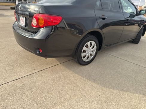 Used 2009 Toyota Corolla LE image 3