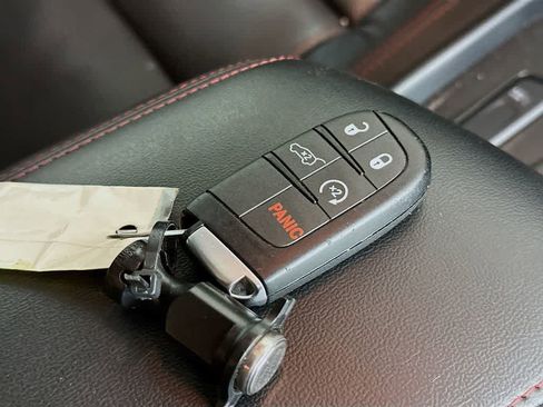 Used 2025 Dodge Durango R/T AWD/4WD image 23