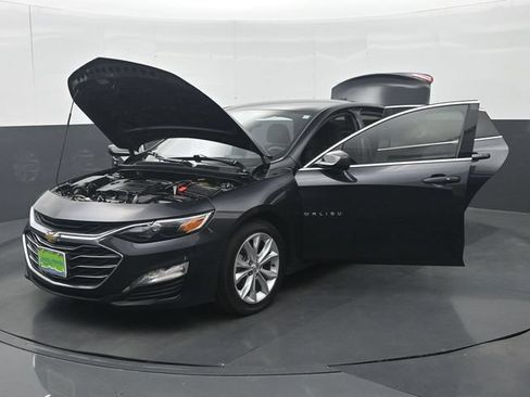Used 2022 Chevrolet Malibu LT FWD image 36