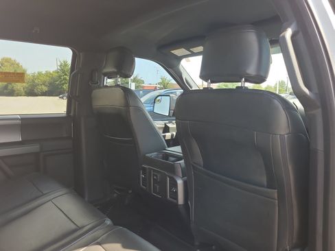 Used 2016 Ford F150 XLT w/ Equipment Group 301A Mid RWD image 15
