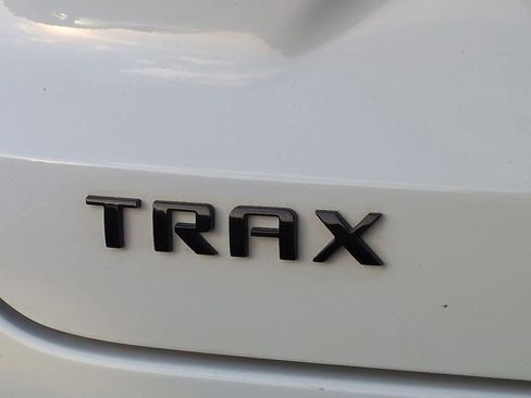 Used 2024 Chevrolet Trax RS w/ Driver Confidence Package image 12