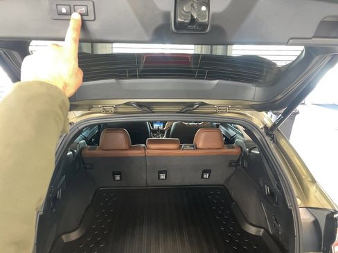 Used 2020 Subaru Outback Touring image 21