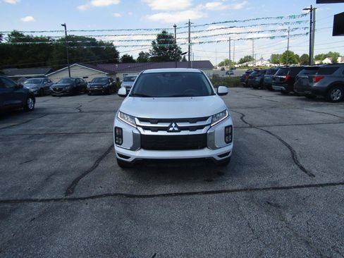Used 2023 Mitsubishi Outlander Sport AWD image 2