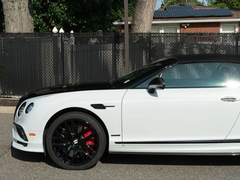 Used 2018 Bentley Continental GT Supersports AWD/4WD image 40