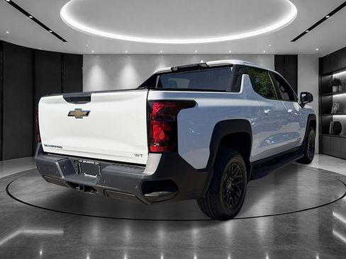 Certified 2024 Chevrolet Silverado EV W/T AWD/4WD image 5