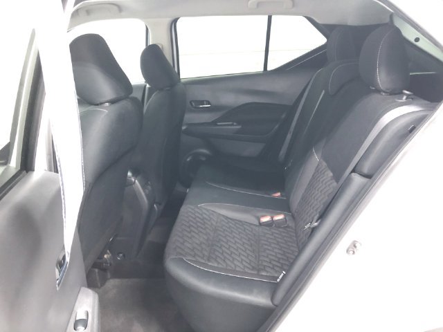Used 2021 Nissan Kicks SV FWD image 21