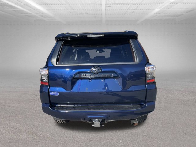 Used 2021 Toyota 4Runner Venture w/ Moonroof Package AWD/4WD image 6